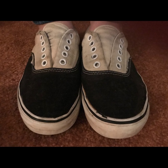 Vans - Picture 2 of 4